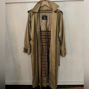 Vintage Burberry Trench Coat with separate lining and hood